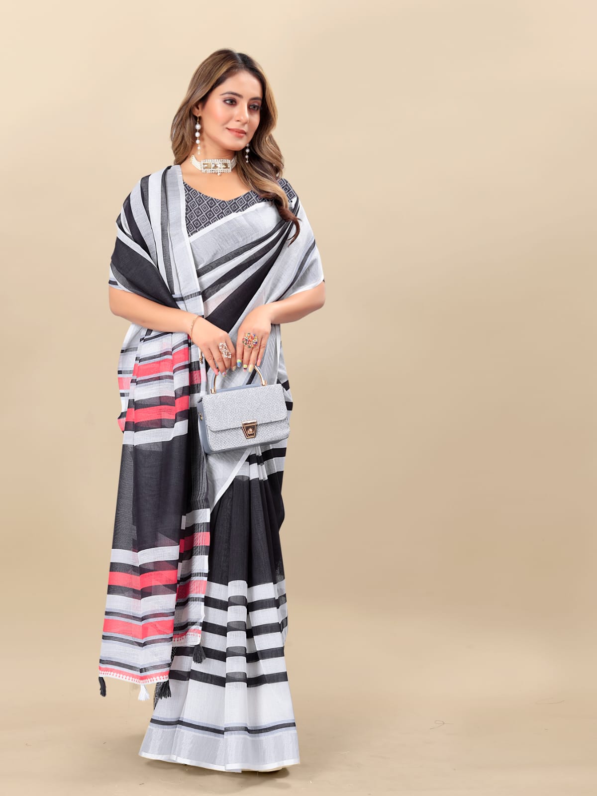 Shree Radha Raman Trendz Linen Digital Printed Saree Catalog 